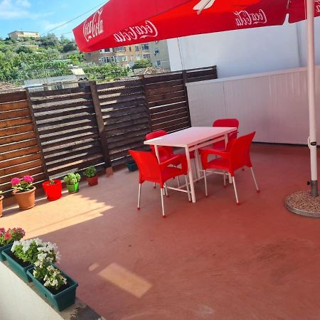 Vila 32 베라트 외부 사진