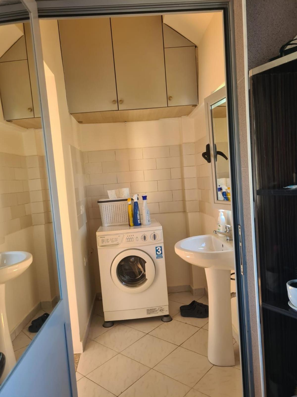 Vila 32 베라트 외부 사진